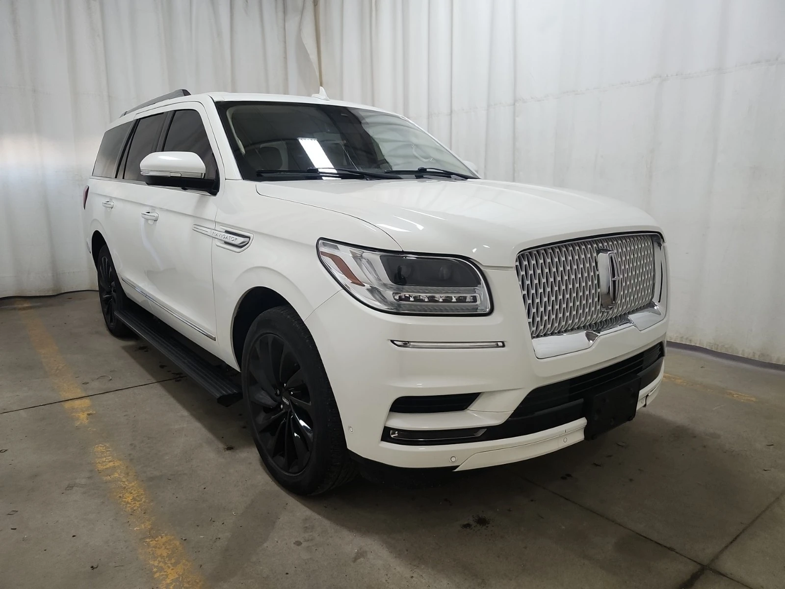 Lincoln Navigator 3.5L 6cyl 4WD, снимка 2 - Автомобили и джипове - 53802389