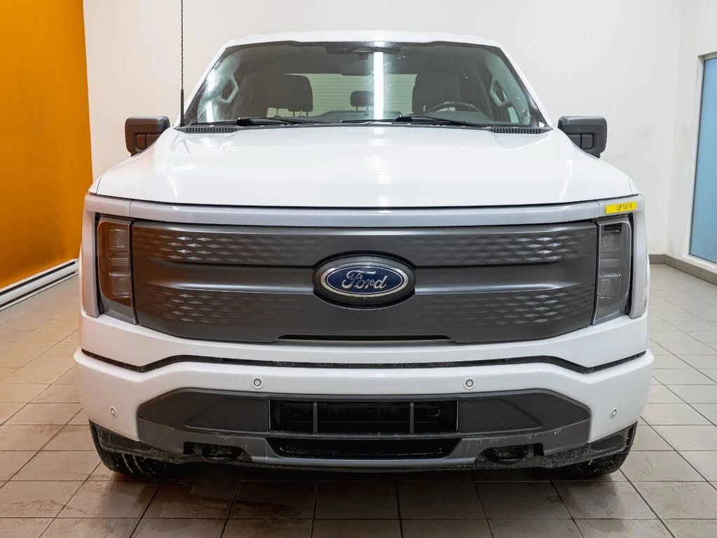 Ford F150 Lightning XLT SuperCrew* ДИСТРОНИК* МЪРТВА* 360 , снимка 2 - Автомобили и джипове - 53906808
