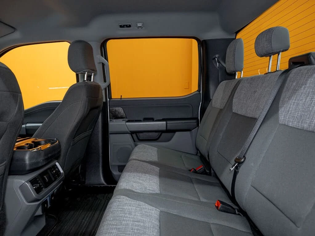 Ford F150 Lightning XLT SuperCrew* ДИСТРОНИК* МЪРТВА* 360 , снимка 8 - Автомобили и джипове - 53906808