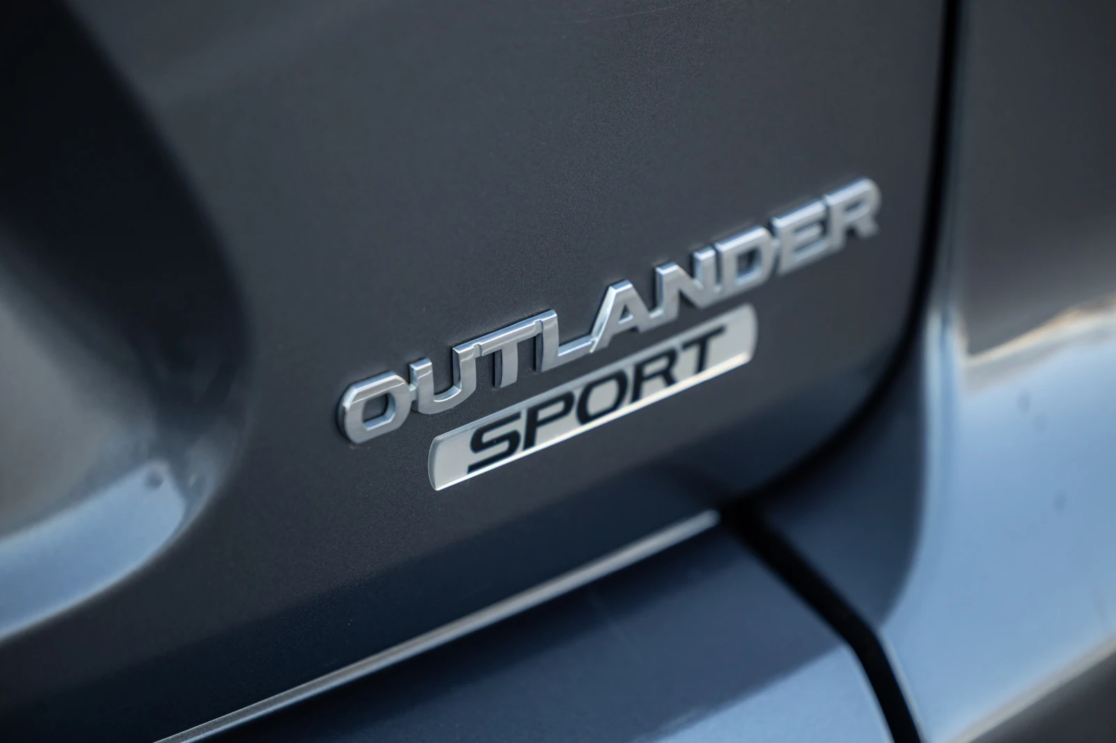 Mitsubishi Outlander 2.4 УНИКАТ, снимка 17 - Автомобили и джипове - 54176008