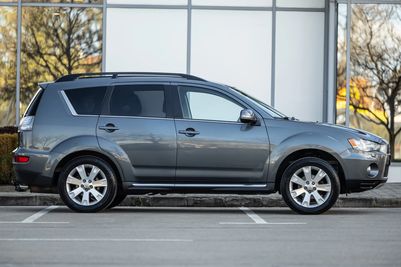 Mitsubishi Outlander 2.4 УНИКАТ, снимка 6 - Автомобили и джипове - 54176008