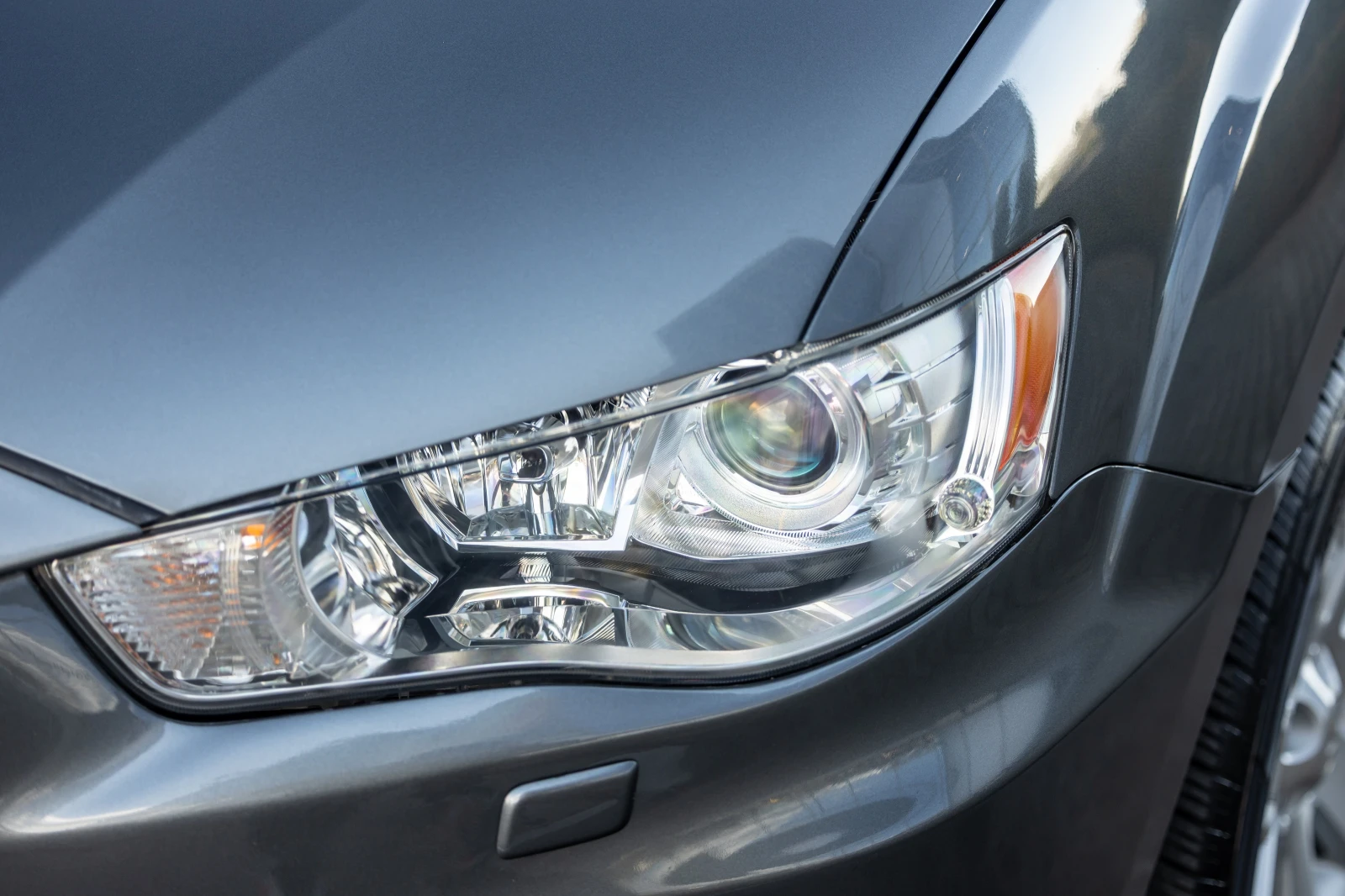 Mitsubishi Outlander 2.4 УНИКАТ, снимка 8 - Автомобили и джипове - 54176008