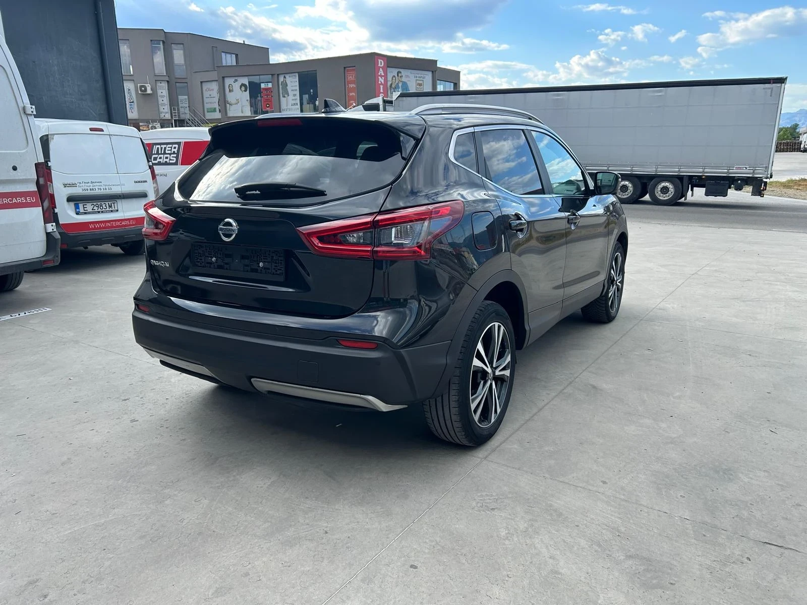 Nissan Qashqai Facelift , снимка 4 - Автомобили и джипове - 54973267