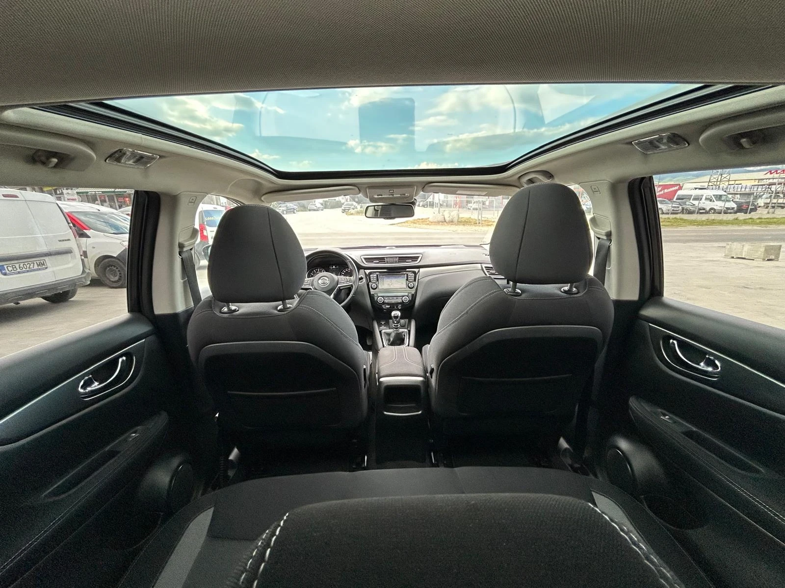 Nissan Qashqai Facelift , снимка 12 - Автомобили и джипове - 54973267