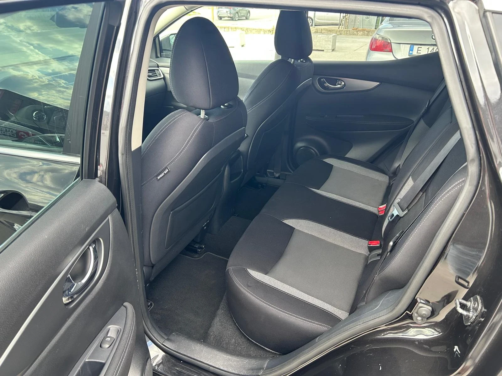 Nissan Qashqai Facelift , снимка 14 - Автомобили и джипове - 54973267