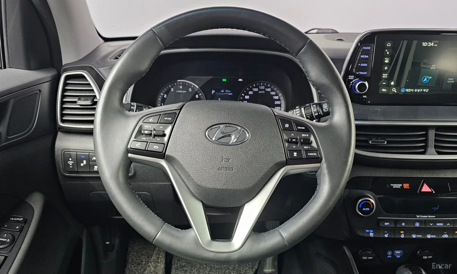 Hyundai Tucson, снимка 13 - Автомобили и джипове - 55193411