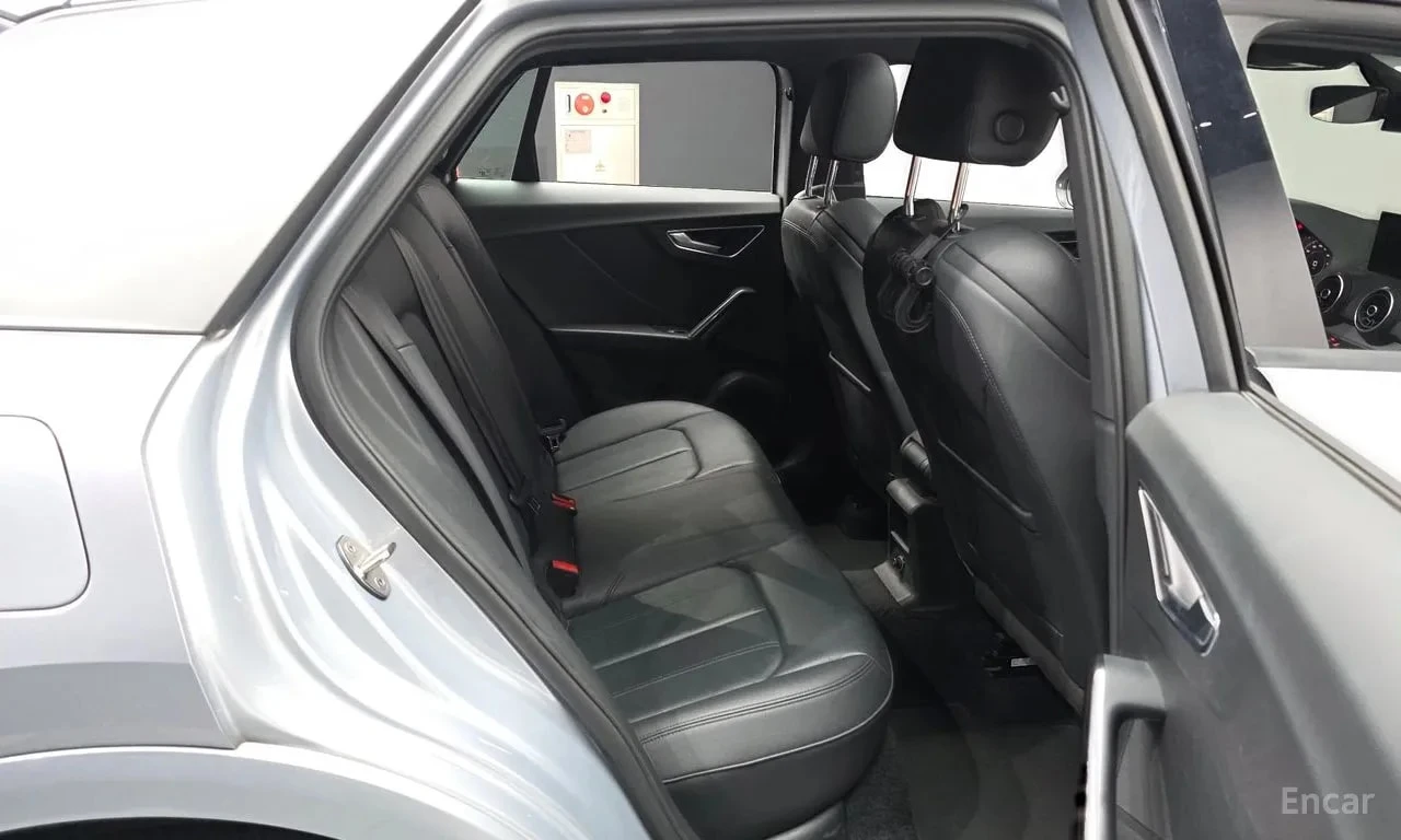 Audi Q2 * 35 TDI Premium * ФИНАНСИРАНЕ, снимка 12 - Автомобили и джипове - 56145275