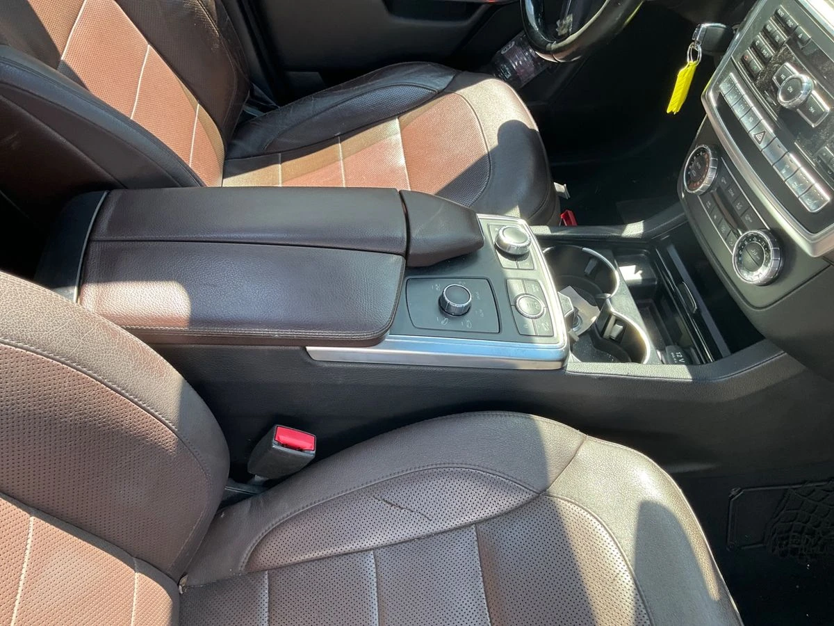 Mercedes-Benz GLS 500 GLS 500 4Matic AMG Line* ВНОС САМО СРЕЩУ 30%, снимка 12 - Автомобили и джипове - 56252311