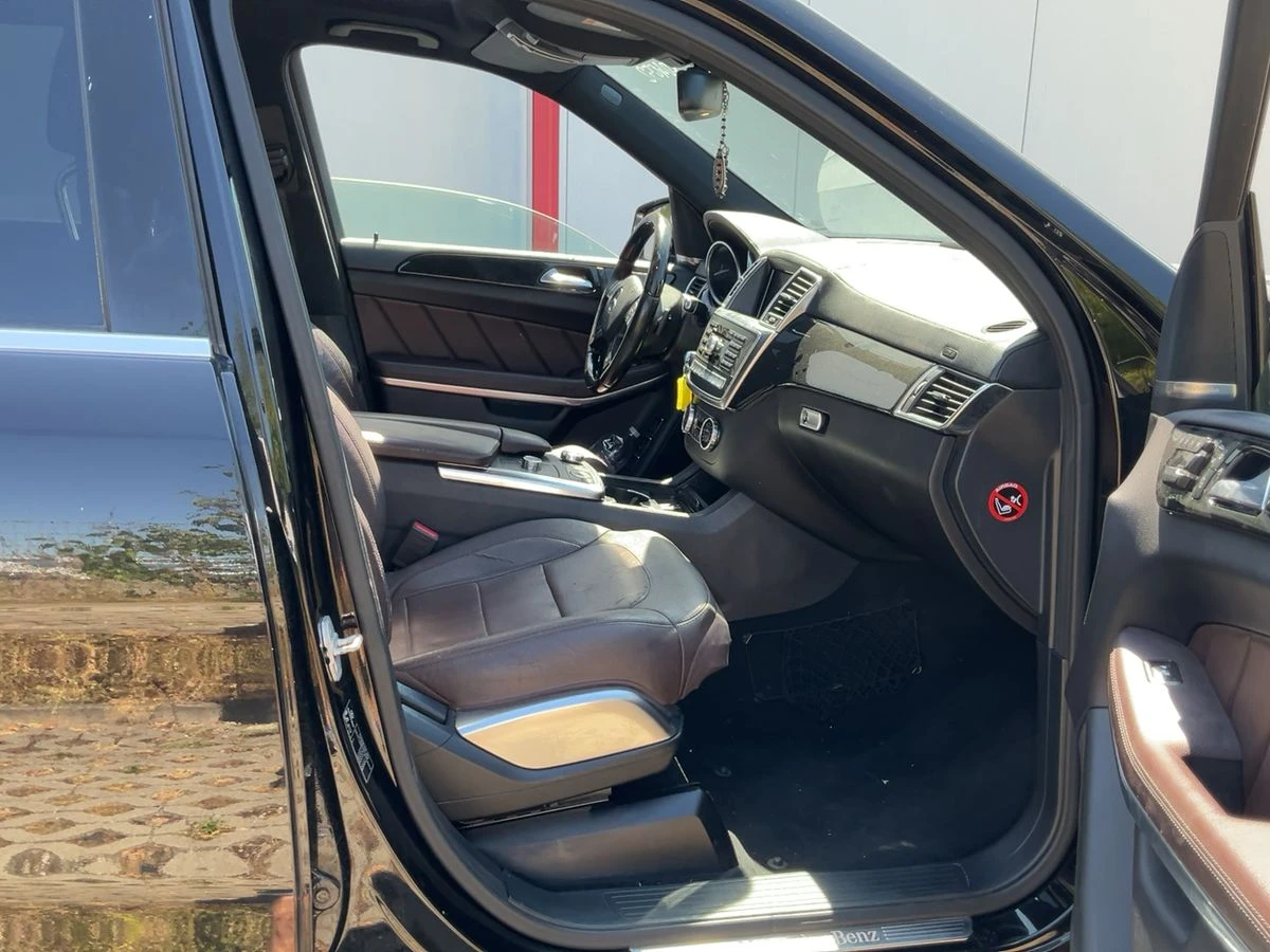 Mercedes-Benz GLS 500 GLS 500 4Matic AMG Line* ВНОС САМО СРЕЩУ 30%, снимка 8 - Автомобили и джипове - 56252311