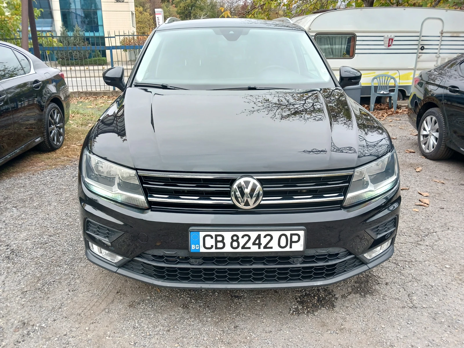 VW Tiguan 2.0 TDI, снимка 2 - Автомобили и джипове - 56730314