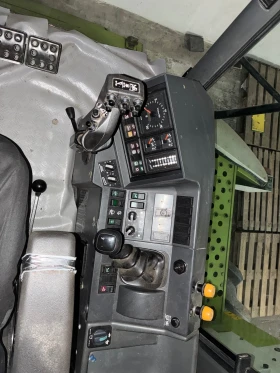 Комбайн Claas Mega-360, снимка 9