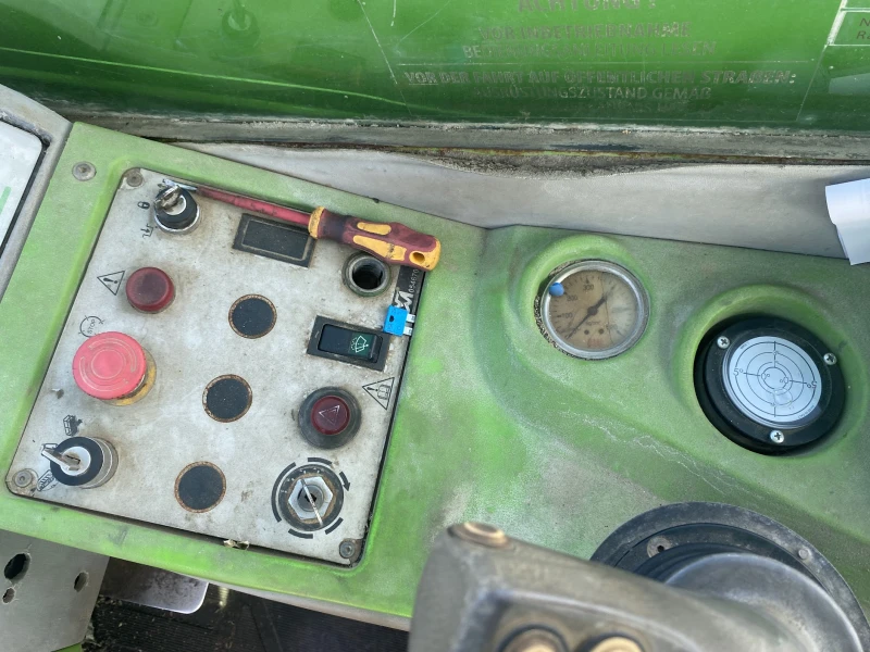 Телескопични товарачи Merlo 40.25, снимка 17 - Индустриална техника - 50739156