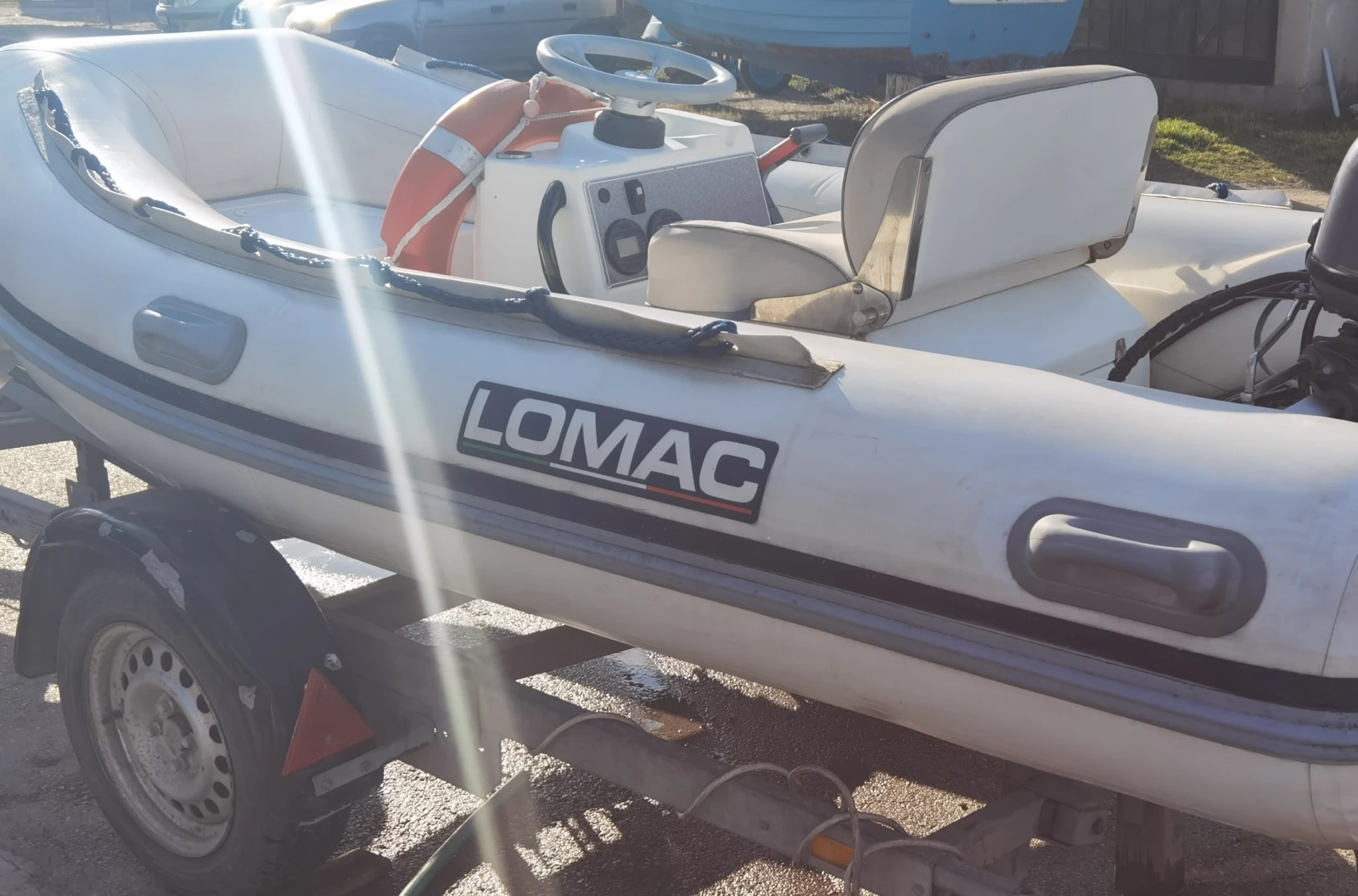 Надуваема лодка Lomac 350LX, снимка 13 - Воден транспорт - 54887737