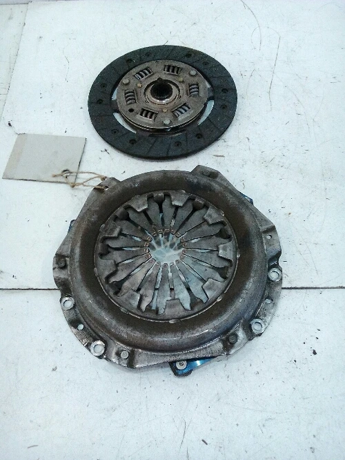 Съединител Мицубиши Спейс Стар 1.3Б