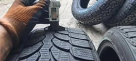 Гуми Зимни 235/40R19, снимка 4