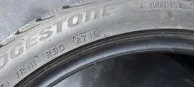 Гуми Зимни 235/40R19, снимка 7
