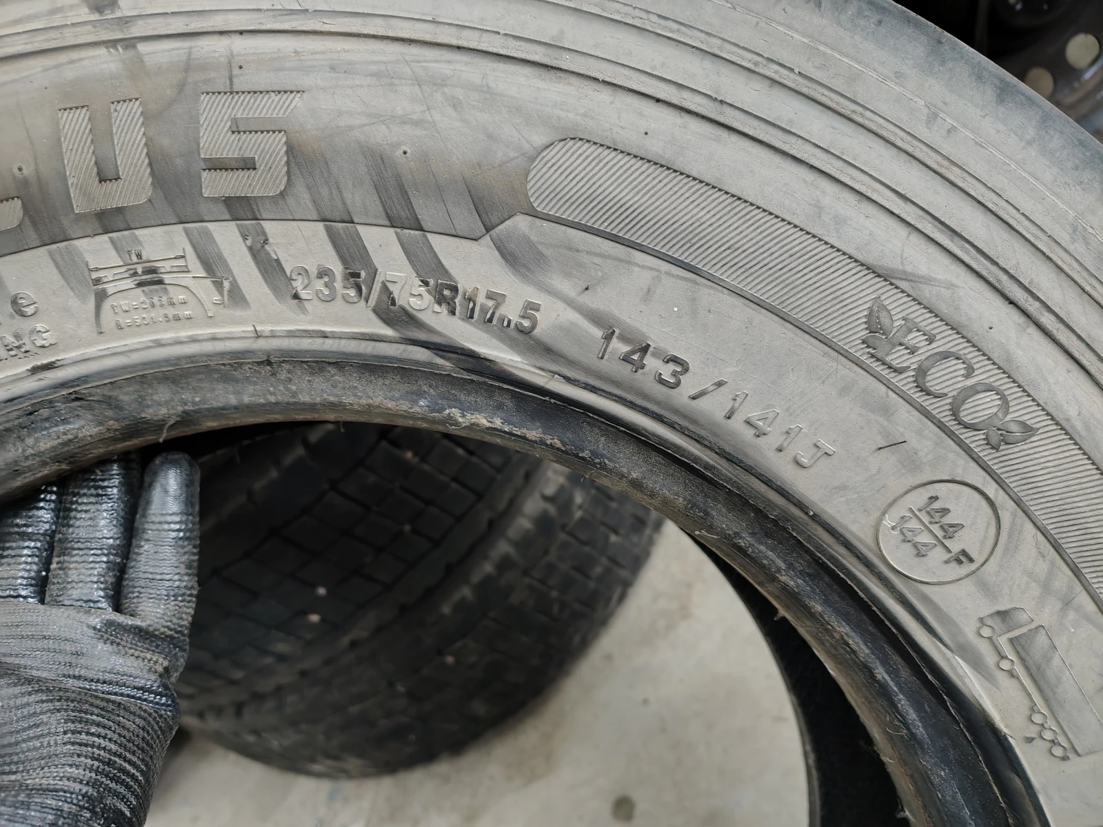 Гуми Всесезонни 235/75R17.5, снимка 4 - Гуми и джанти - 55843754