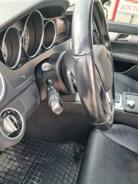 Mercedes-Benz C 250 W204 AMG 4MATIK, снимка 12