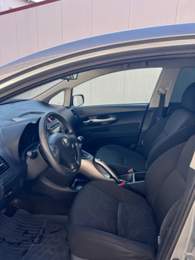 Toyota Auris 1400, снимка 7