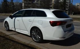 Toyota Avensis 2.0i PANORAMA FULL ШВЕЙЦАРИЯ - 25900 лв. - 51344721 | Car24.bg