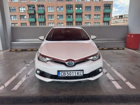     Toyota Auris SOL