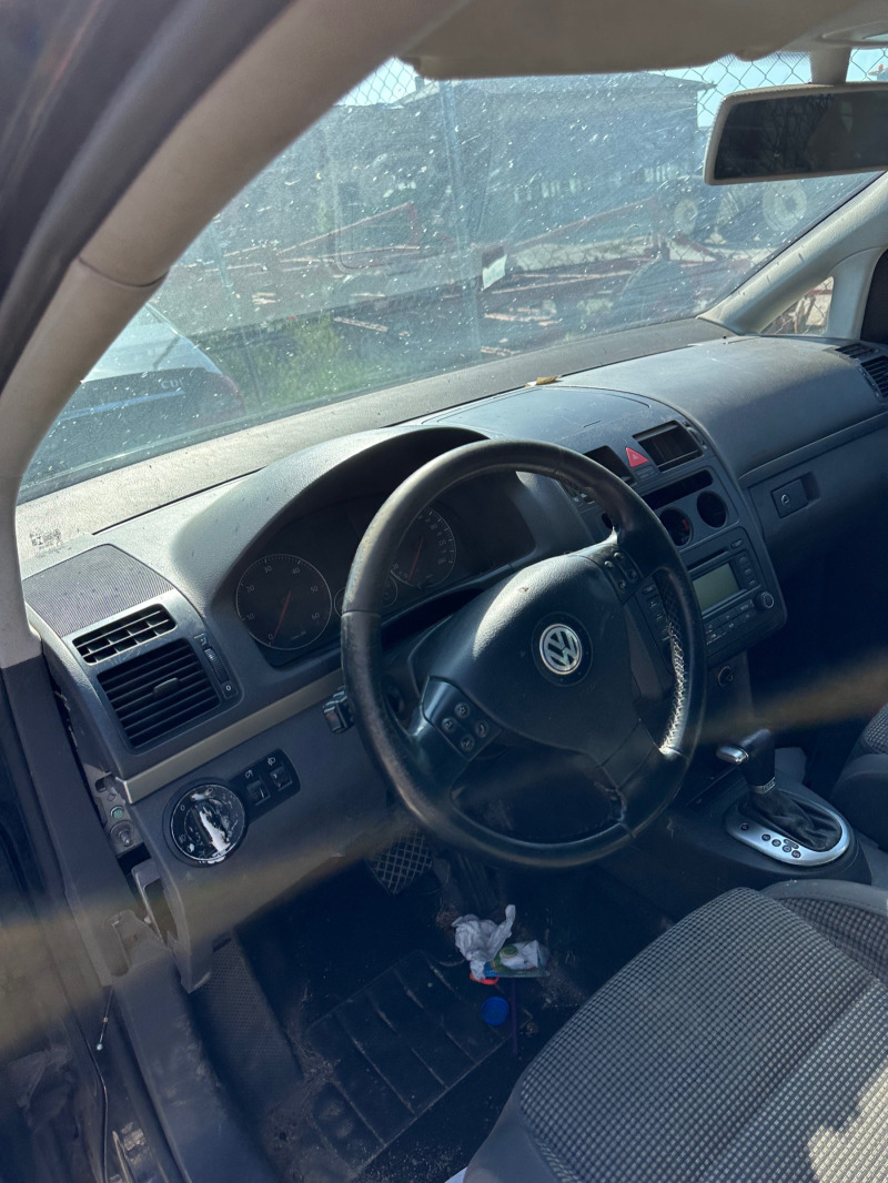 VW Touran DSG Bkd теглич, снимка 6 - Автомобили и джипове - 45935166