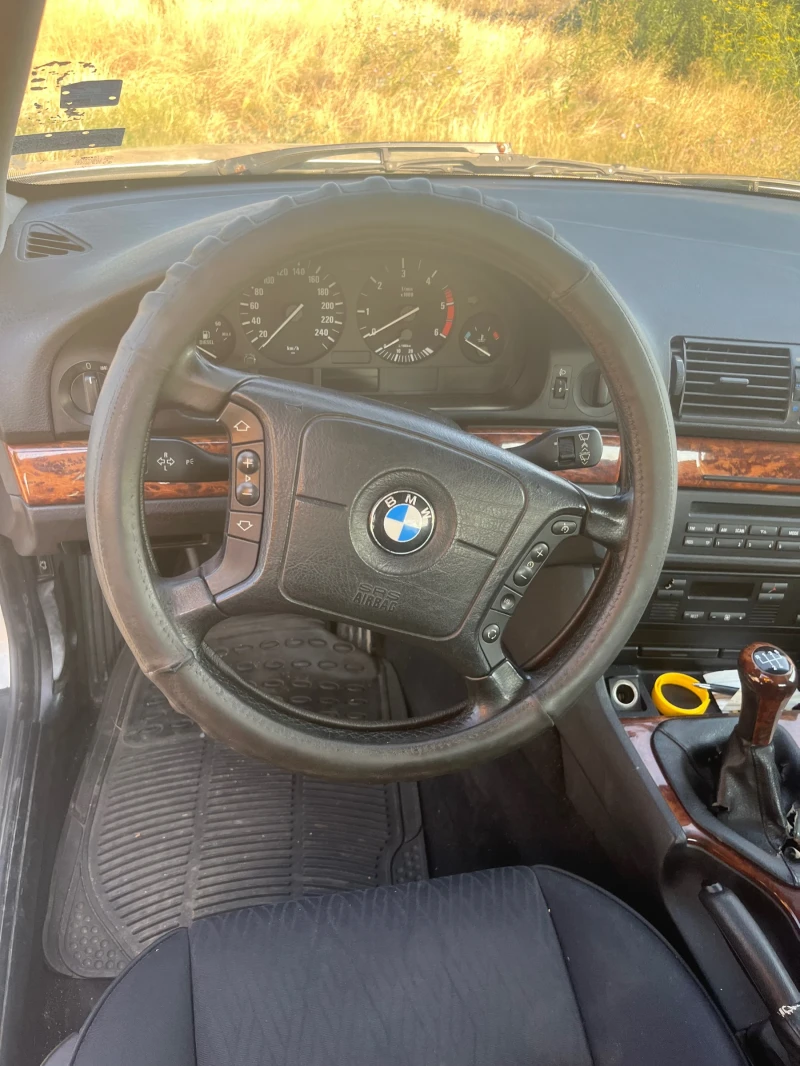 BMW 525 2.5 D, снимка 7 - Автомобили и джипове - 46924547