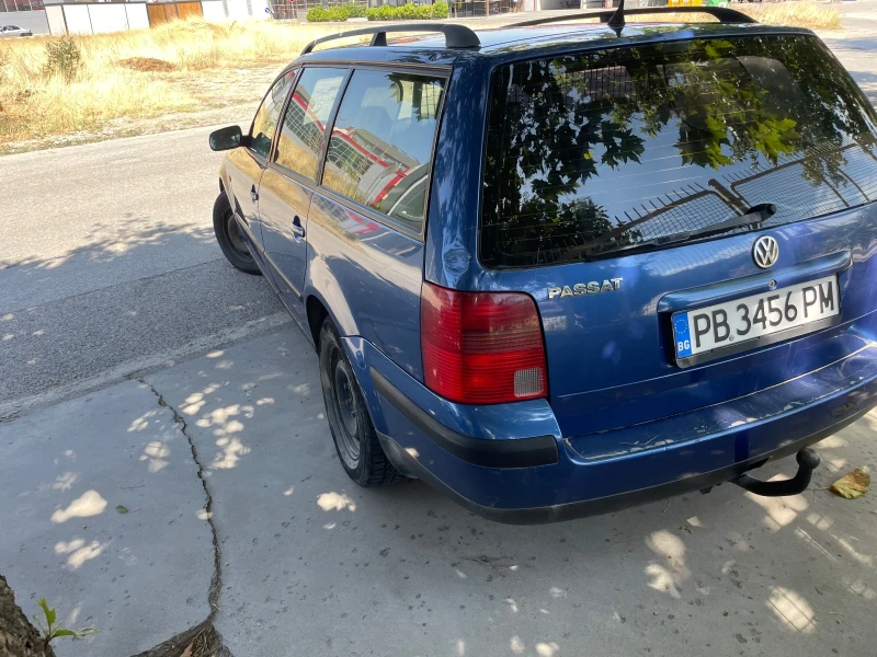 VW Passat 1.9 TDI, снимка 3 - Автомобили и джипове - 47017675