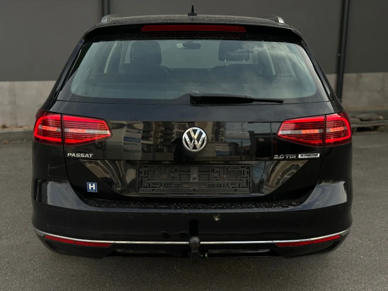 VW Passat 2.0TDI /DSG/ Върнат от ЛИЗИНГ, снимка 4 - Автомобили и джипове - 47907837