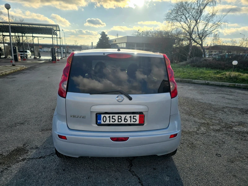 Nissan Note 1.4i ПЕРФЕКТЕН, снимка 5 - Автомобили и джипове - 48547899