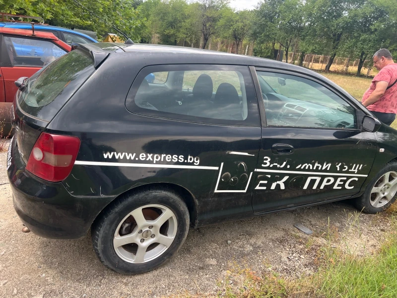 Honda Civic 1.7cdti, снимка 3 - Автомобили и джипове - 51124393