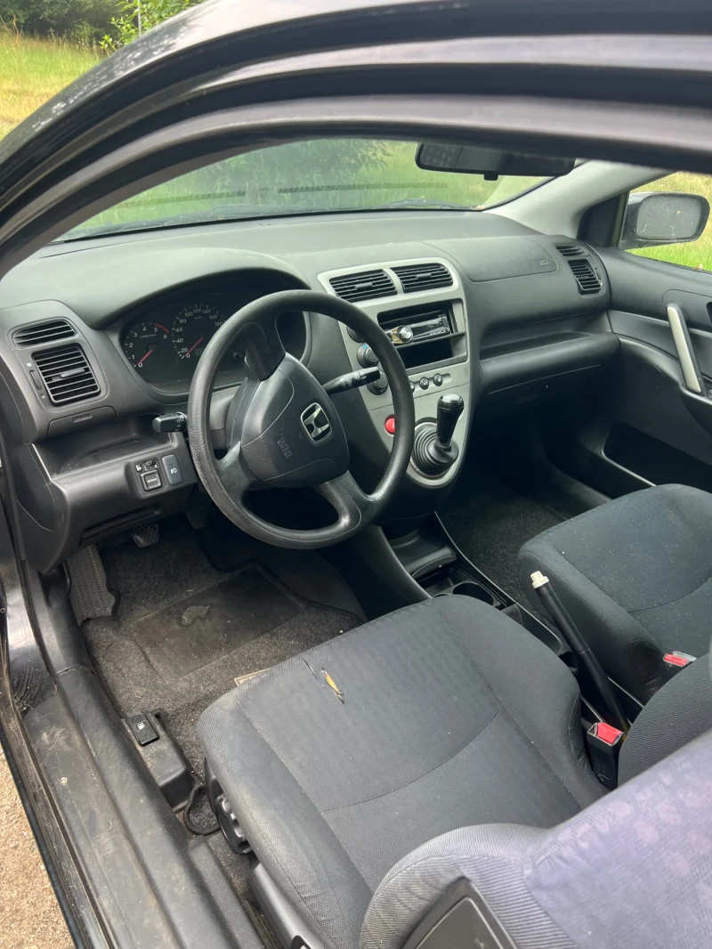 Honda Civic 1.7cdti, снимка 4 - Автомобили и джипове - 51124393