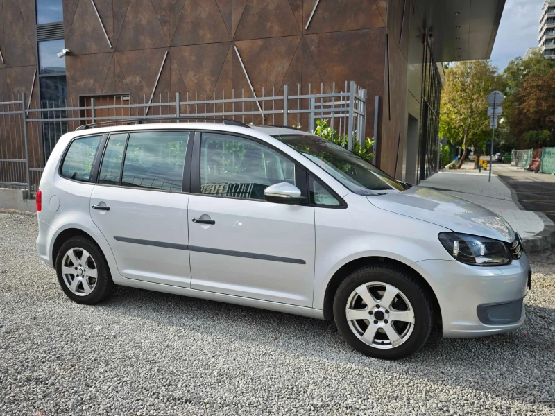 VW Touran 1.6 TDI, снимка 6 - Автомобили и джипове - 51889134