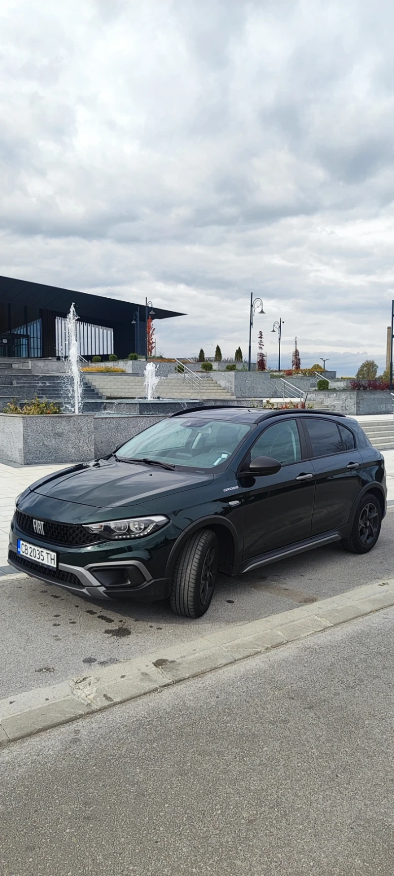 Fiat Tipo CROSS Turbo, снимка 2 - Автомобили и джипове - 53064378