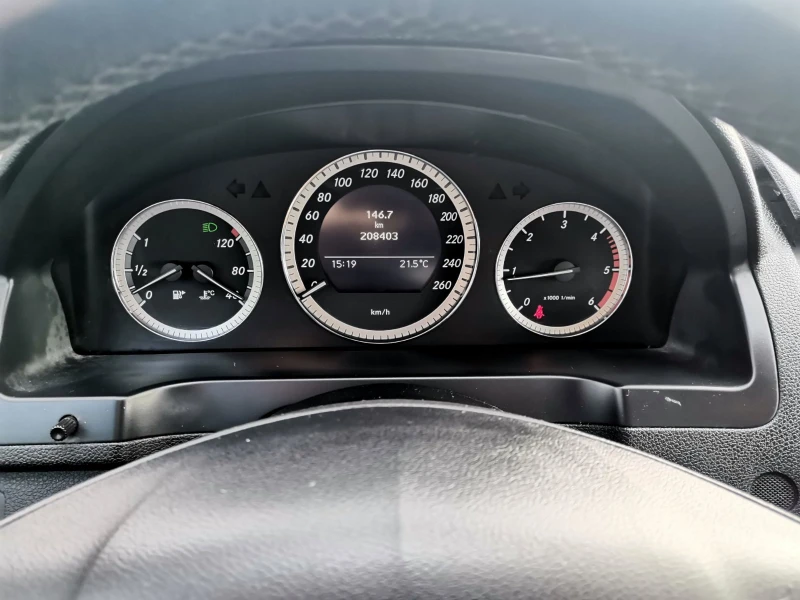 Mercedes-Benz C 200 КОЛЕДНА ПРОМОЦИЯ/ПЕРФЕКТЕН/2.2CDI/136к.с, снимка 10 - Автомобили и джипове - 52801546