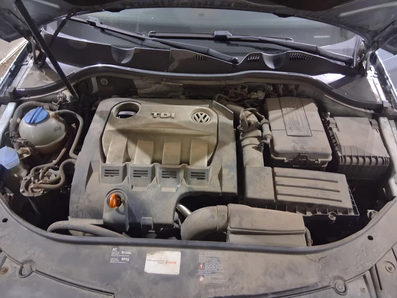 VW Passat B6, снимка 8 - Автомобили и джипове - 52977512