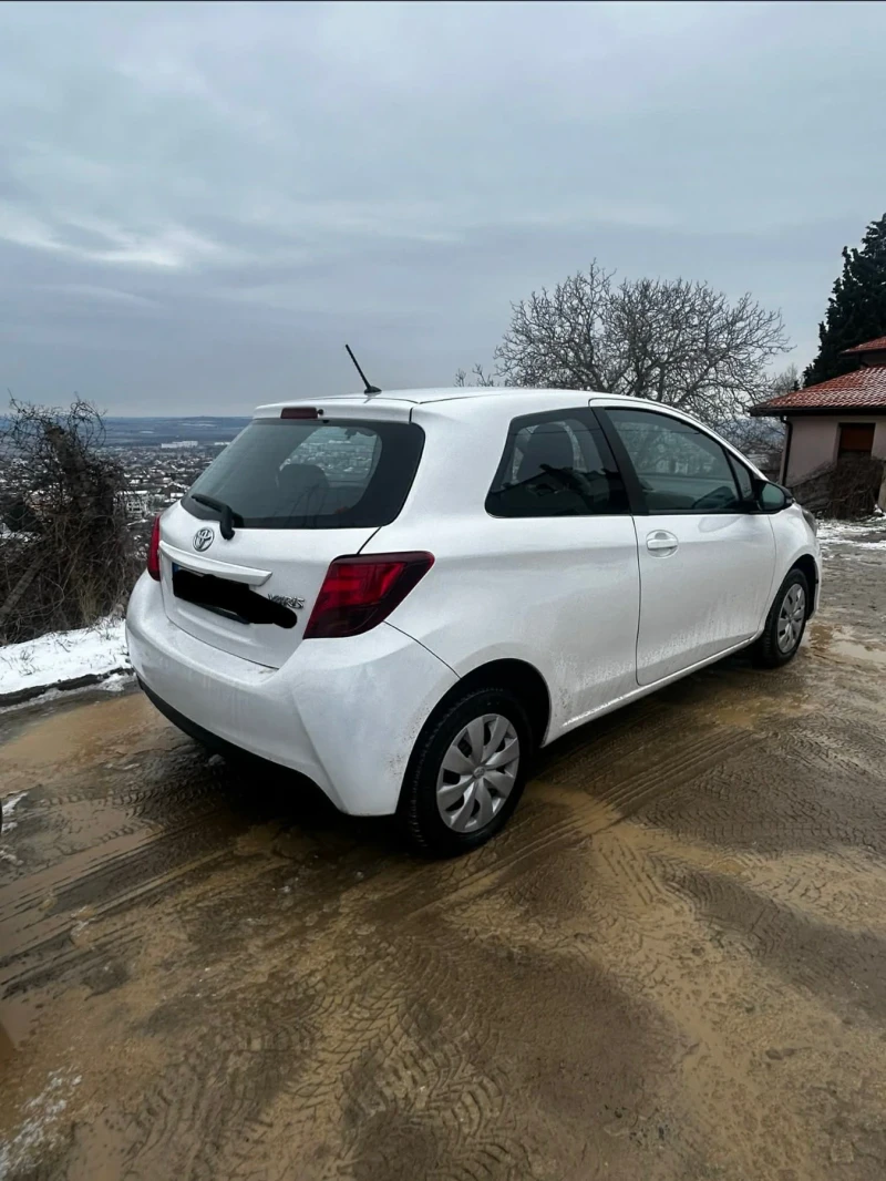Toyota Yaris, снимка 2 - Автомобили и джипове - 53326275