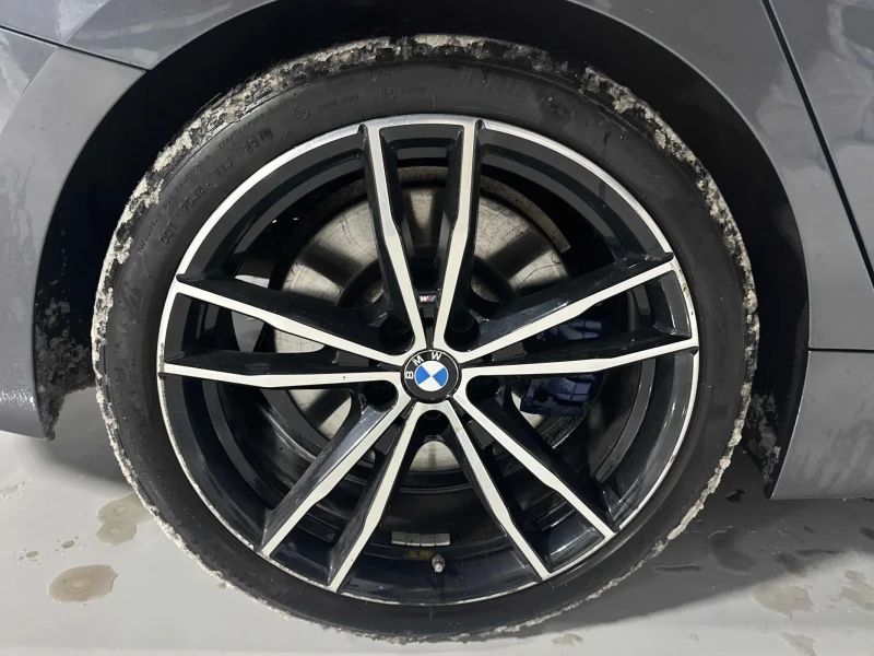 BMW 330 2.0L 4cyl AWD, снимка 6 - Автомобили и джипове - 53464338