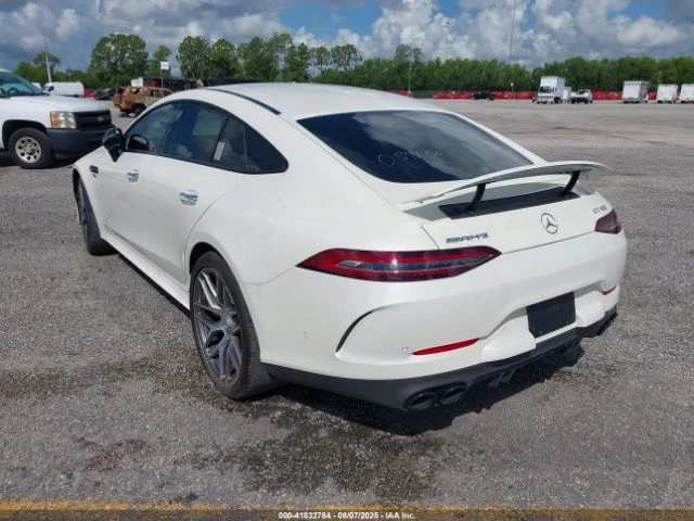 Mercedes-Benz GT  - изображение 5