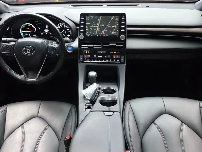 Toyota Avalon 2.5 Хибрид, снимка 3 - Автомобили и джипове - 55739335