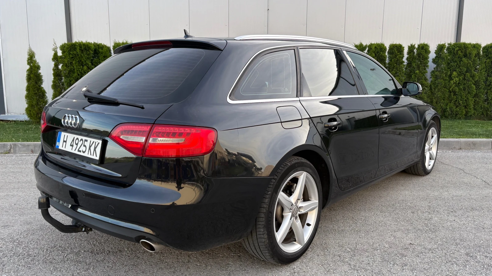 Audi A4 3.0tdi-FACELIFT- DISTRONIK, снимка 5 - Автомобили и джипове - 48244639