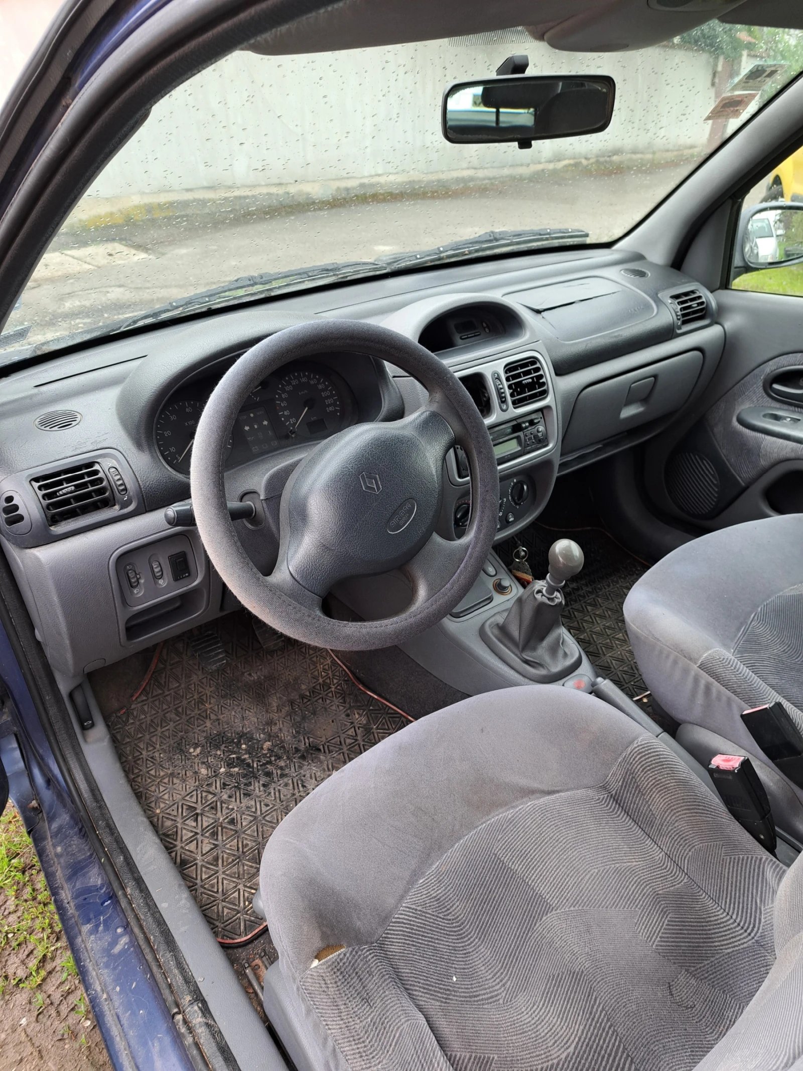Renault Clio  - изображение 4