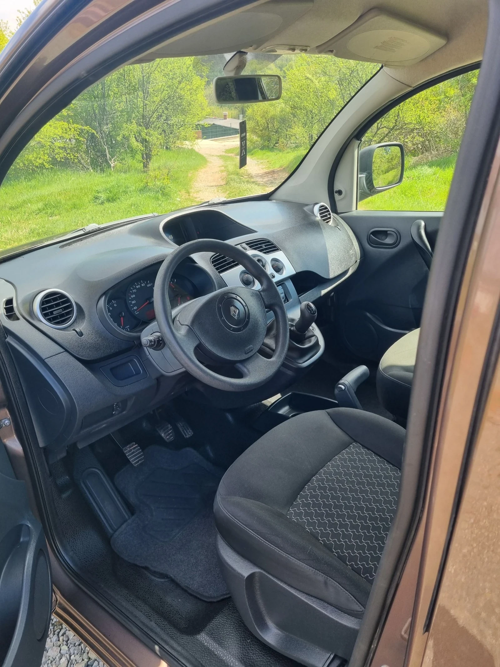 Renault Kangoo 1.5dci - изображение 9