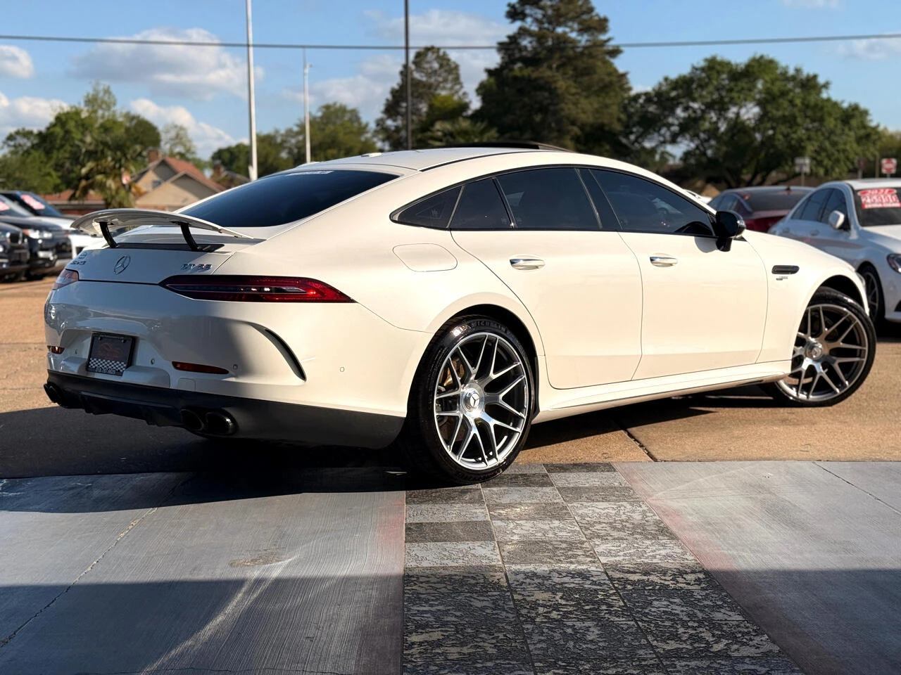 Mercedes-Benz GT 53 AMG * 4MATIC * KEYLESS * BURMESTER * ПОДГРЕВ  - изображение 4