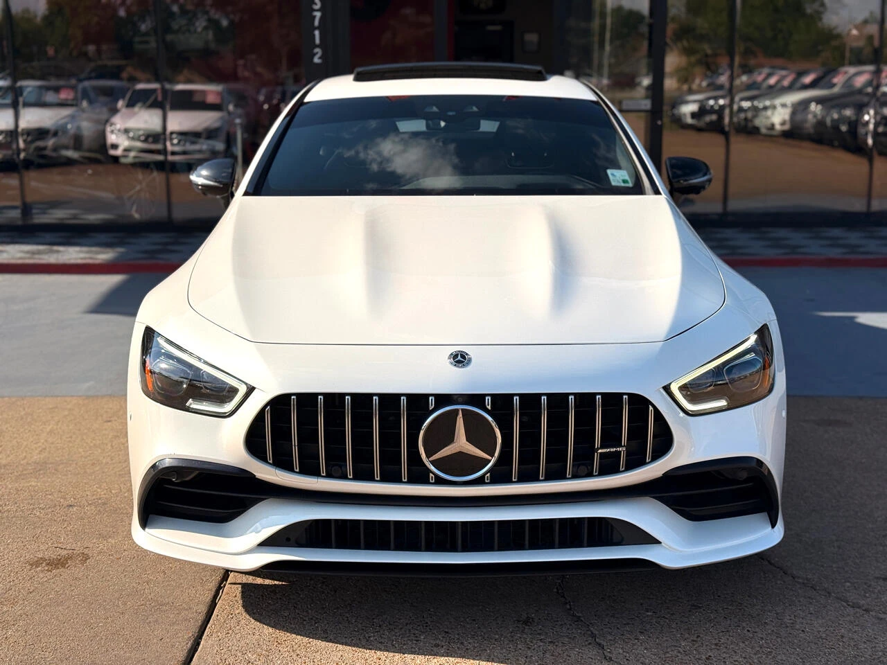 Mercedes-Benz GT 53 AMG * 4MATIC * KEYLESS * BURMESTER * ПОДГРЕВ  - изображение 2