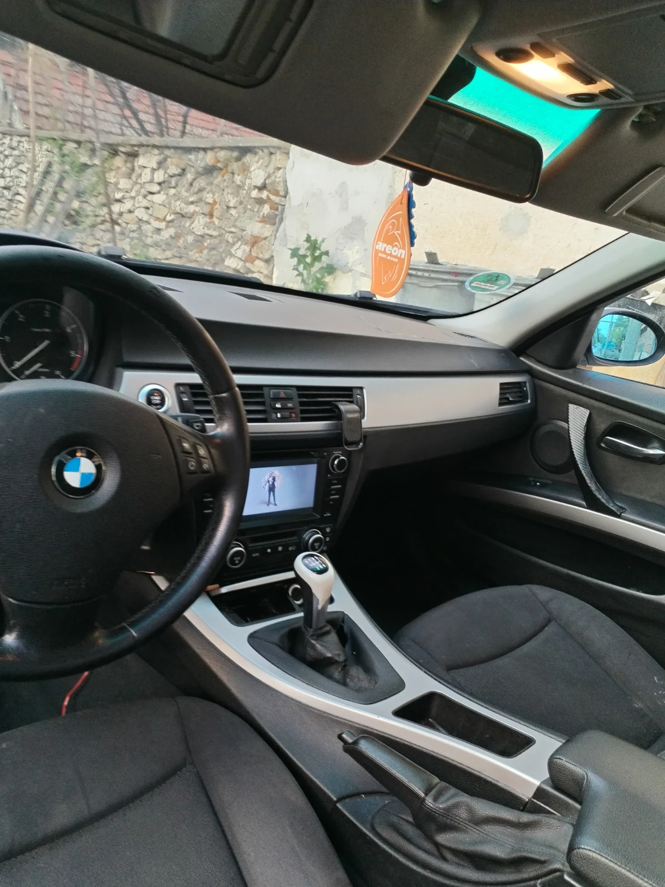 BMW 318 2.0d - изображение 9