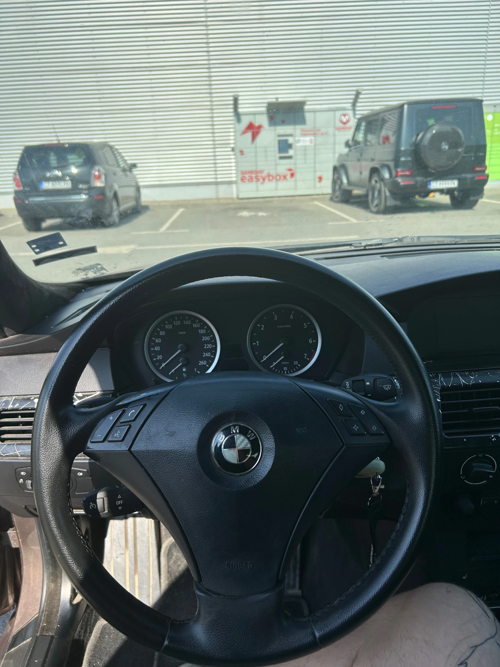 BMW 520 2.2 - изображение 5