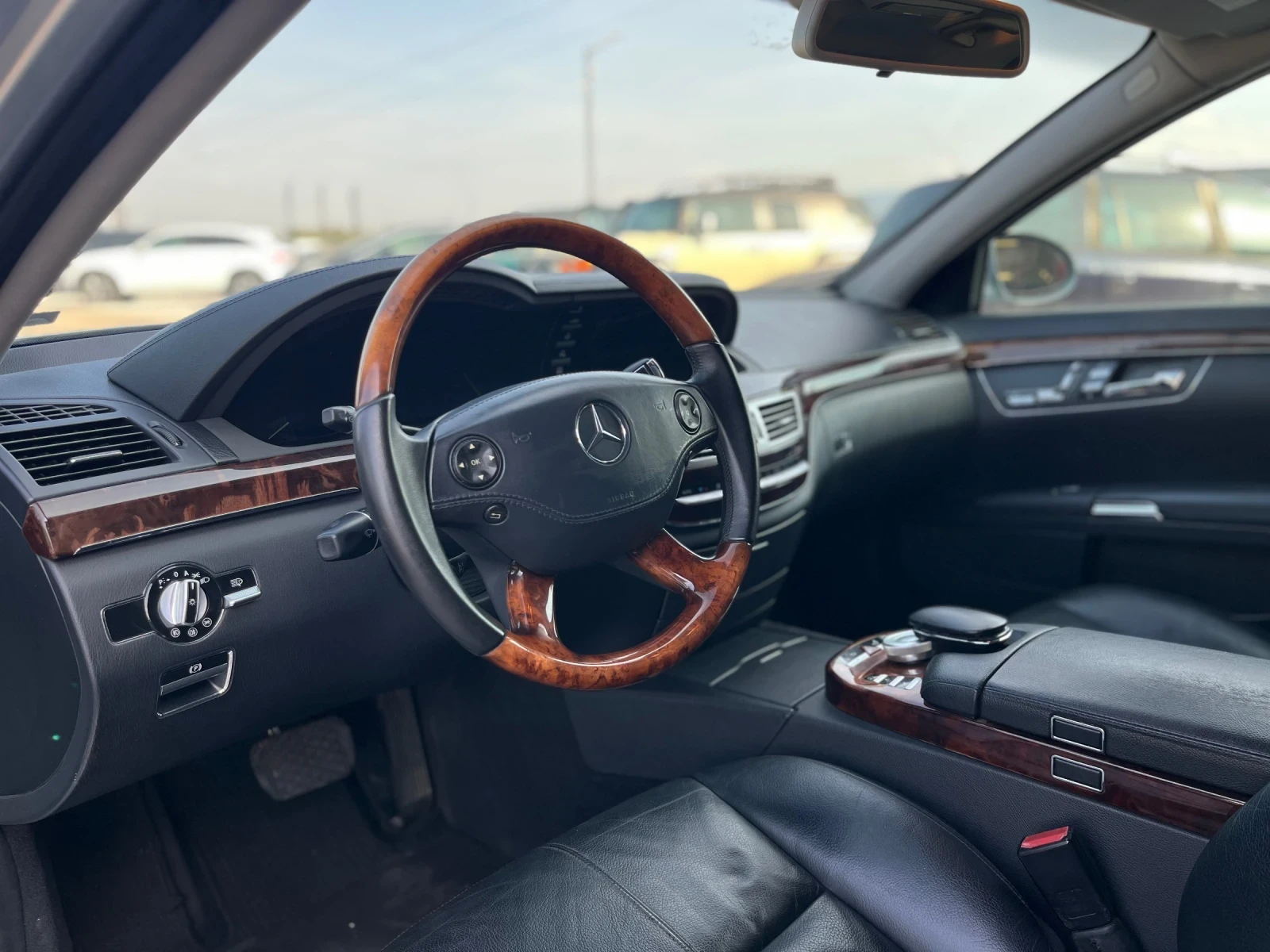 Mercedes-Benz S 320  - изображение 5