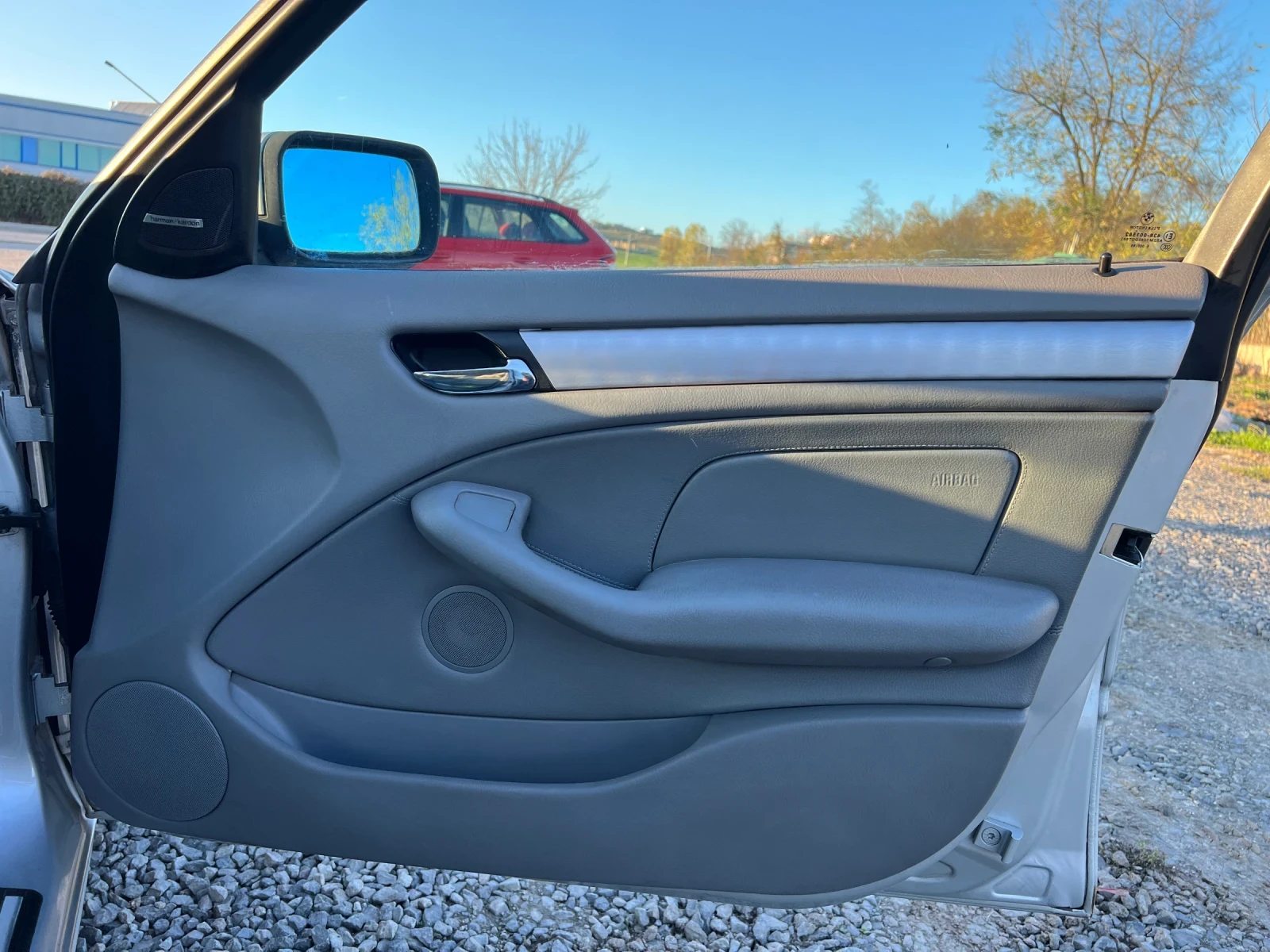 BMW 330  - изображение 2