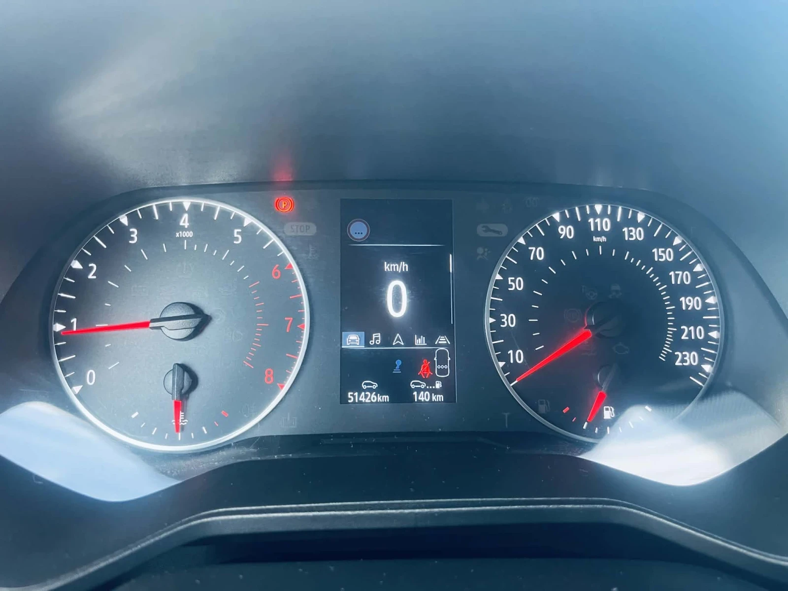 Renault Clio 1, 0 Тсе - изображение 6